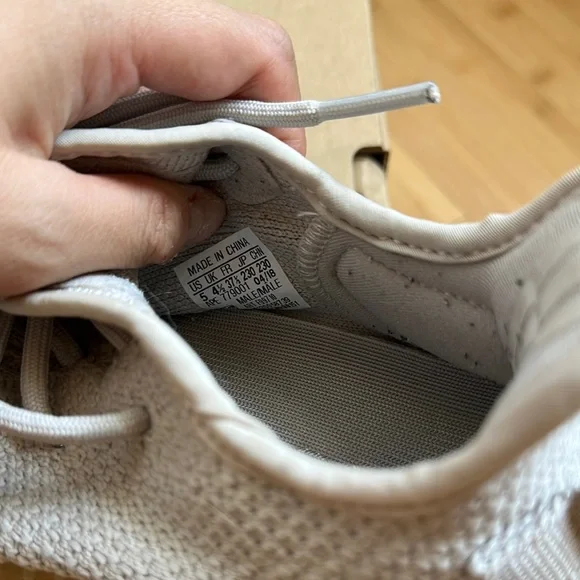 adidas gazelle silver green womens adidas Yeezy Boost 750 Light Grey Glow In the Dark – RIF LA